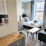 Carvetii - Anne House Room 3 - Triple Bed First Flr En-Suite